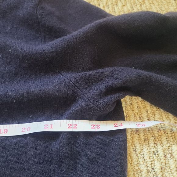 Bloomingdale's Mens 100% Cashmere Pullover Sweater Navy Size XL Elbow Patches - Picture 9 of 11